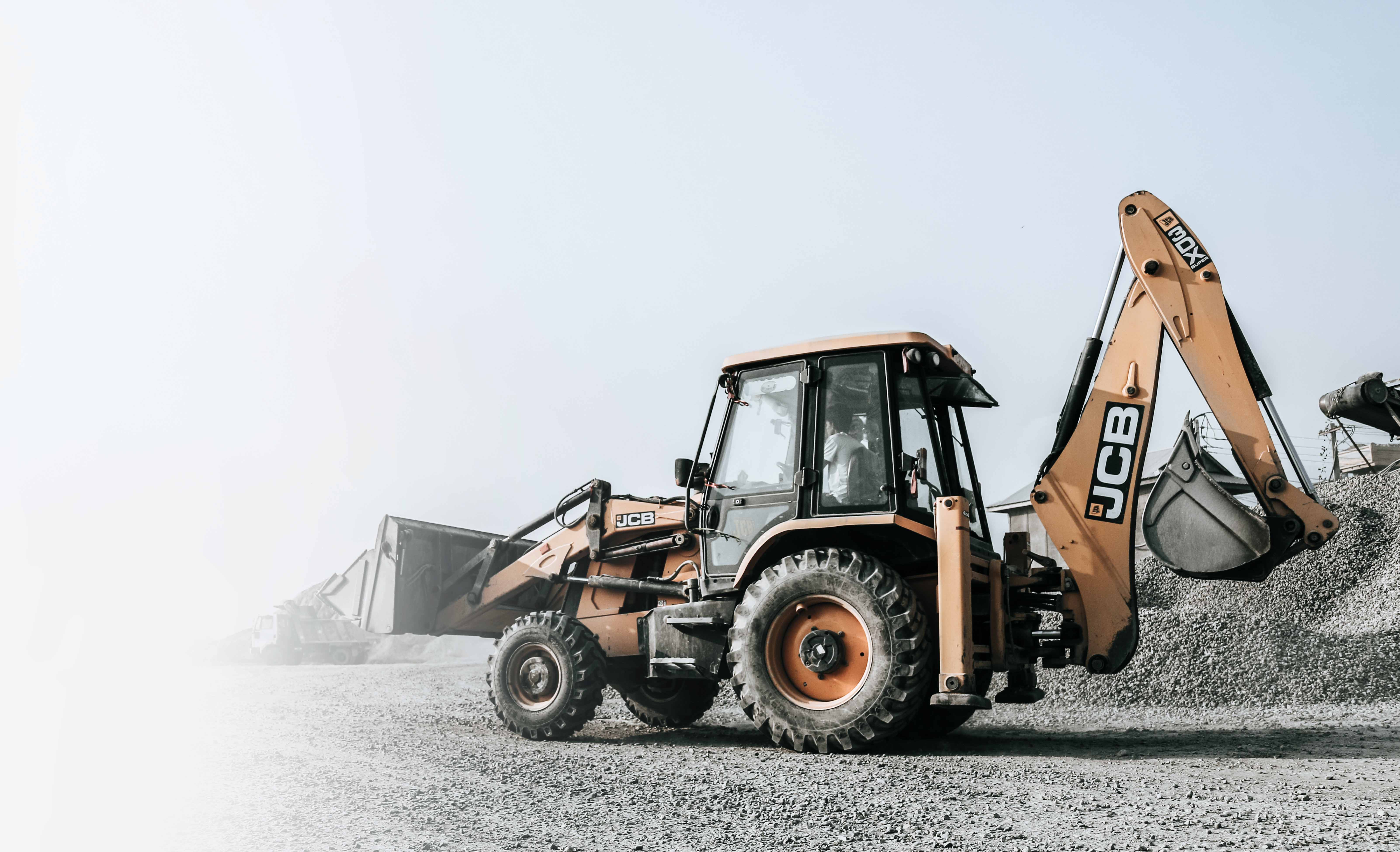 excavator,K&P Constructions (T) Ltd, Tanzania